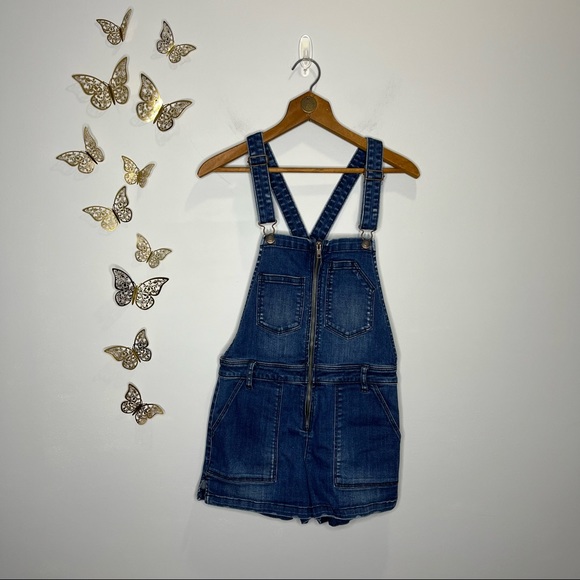 🦋🌙 AEO | Dark Wash Zipper Overalls - Picture 2 of 10